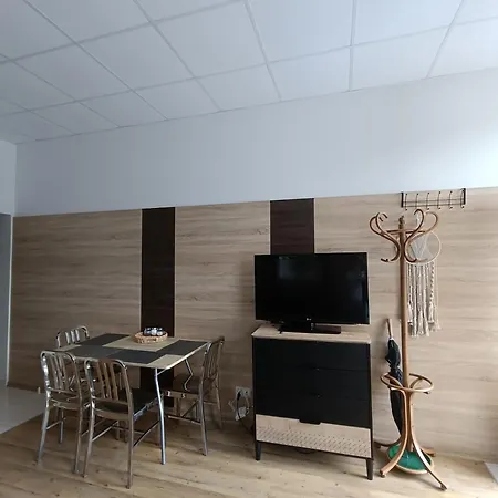 TRZY FALE Mielno Chrobrego 8 Apartament *